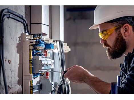 Curso de Segurança em Instalações e Serviços em Eletricidade na Pedreira